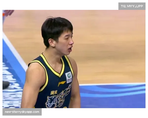 徐杰重回持球大核位置 广东后场轮换角色重新分配